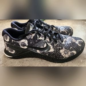 Nike Metcon shoes Size 9